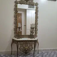 آینه و شمعدان برنزی