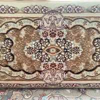 پشتی گل برجسته