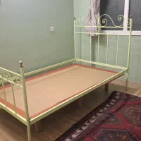 تخت خواب یک نفره