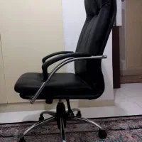صندلی اداری چرم جک دار|مبلمان اداری|تهران, حر|دیوار