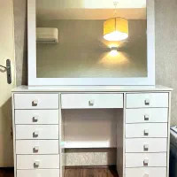 کنسول و آینه