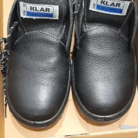 کفش پنجه آهنی ۴۴