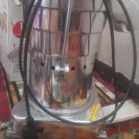 آبمیوه گیری صنعتی بزرگ