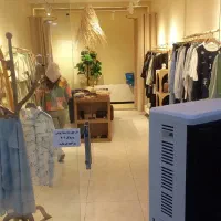 فروشنده خانم تمام وقت یا نیم وقت