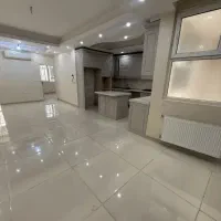 آخرین-ملک-مفت-تو-سرتخت