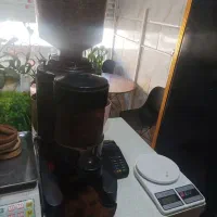 اسپرسو ساز صنعتی و آسیاب|کافی‌شاپ و رستوران|مشهد, شهید معقول|دیوار