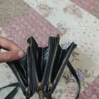 کیف مجلسی|کیف، کفش، کمربند|مشهد, کوشش|دیوار