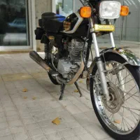 تکتاز|موتورسیکلت|آشخانه, |دیوار