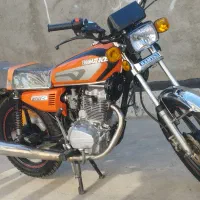 موتور سیکلت 200