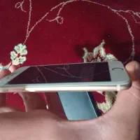 ایفون۸ سالم بدون خش|موبایل|اسلام‌‌آباد غرب, |دیوار