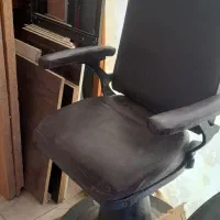 دوعددصندلی آریشگری بفروش میرسد|آرایشگاه و سالنهای زیبایی|رشت, تازه آباد|دیوار