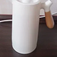 فلاکس یک و نیم لیتری سفید با دسته ی بامبو