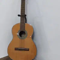 گیتار بست فان مدل e150 به همراه تمام وسایل جانبی