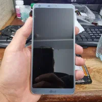 تاچ و lcd گوشی lg g6 با فریم نقره ای