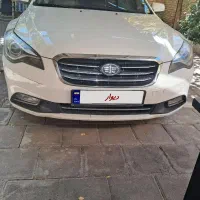 یک دستگاه سواری فاو بسترن b50 مدل ۹۴ سفیدرنگ