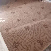 موکت تمیز و نو هست هنوز شسته نشده