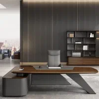 استخدام نیرو