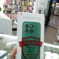 آنر x8b با حافظهٔ ۵۱۲ گیگابایت