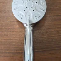 سر دوش حمام