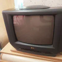 میز و تلوزیون