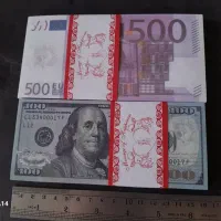 ۵ بسته اسکناس دلار، یورو و تراول تزئینی