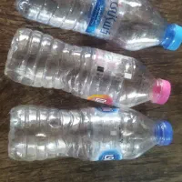 بطری کوچک اب