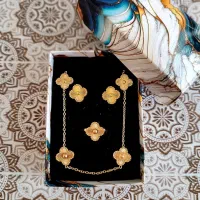 نیم ست ،گردنبند،انگشتر ،بدلیجات