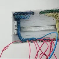 برقکار ساختمان و نصاب سیستم های امنیتی و حفاظتی|خدمات پیشه و مهارت|شوشتر, |دیوار