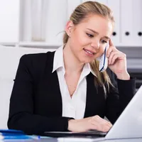 شرکت خدماتی نظافتی دنیز گستر در کل مناطق کرج