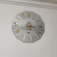 ساعت دیواری آینه ای بزرگ