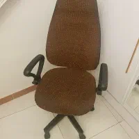 میز کامپیوتر و صندلی گردان طبی