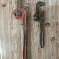 آچار لوله گیر