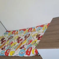 تخت و کنار تختی