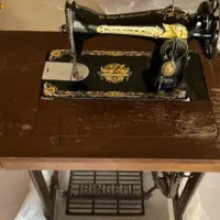 چرخ خیاطی سینجر پدالی
