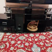 میز تلوزیون شیشه ای نیمه هلالی|میز تلویزیون|مشهد, عسگریه|دیوار