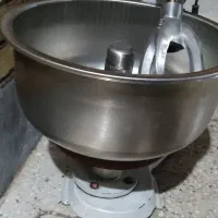 دستگاه خمیر زن 8 کیلویی|اجاق گاز و لوازم برقی پخت‌وپز|اهواز, عین ۲|دیوار