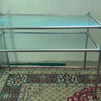 میز شیشه ای مغازه