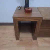کنار مبلی