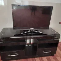 تلویزیون و زیر تلویزیونی 32 اینچ هیوندا