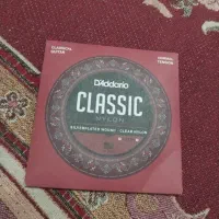 سیم داداریو وکیف گیتار