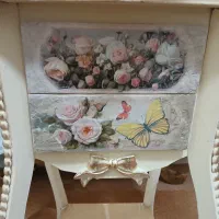 میز کنار سالنی.بسار تمیز.بارنگ خاص|میز تلفن|تهران, استخر|دیوار