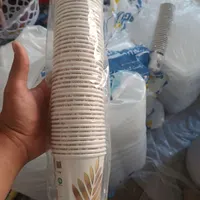 لیوان کاغذی و لیوان قهوه