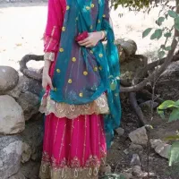 لباس محلی حریر حاشیه دار