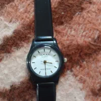 ۹۰۰۰۰۰ هزار تومان ساعت
