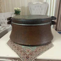 دیگ مسی سالم و اصیل