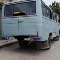 مینی بوس بنز