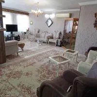 اپارتمان ۱۳۰ متر دو خواب مرتب و تمیز در کلاهدوز