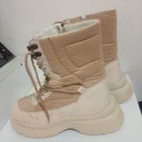 پوتین نو|کیف، کفش، کمربند|اهر, |دیوار