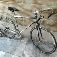 دوچرخه|دوچرخه، اسکیت، اسکوتر|اندیشه, اندیشه فاز ۲|دیوار