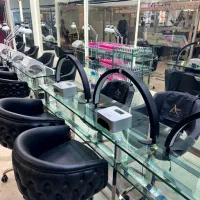 واگذاری سالن زیبایی و کلینیک پوست و مو چیتگر|فروش دفتر کار، اتاق اداری، مطب|تهران, گلستان (شهرک راه آهن)|دیوار